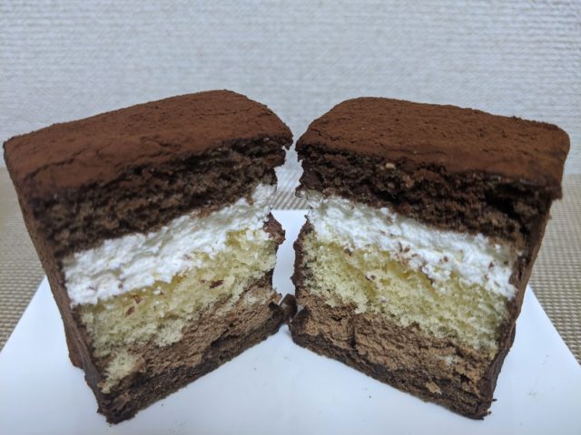 チョコレートショップ山王店ケーキ博多の石畳断面図写真